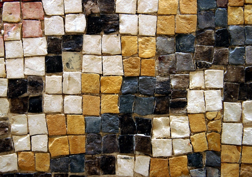 Spectroscopic and Microscopic Analyses of a Roman Mosaic Glass Tesserae