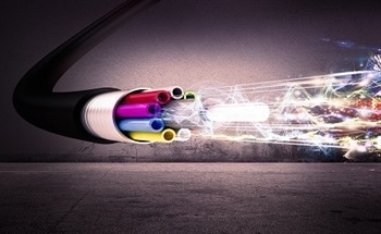How Do Fiber Optic Cables Work?