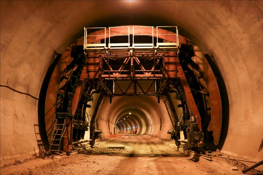 Skanowanie laserowe umożliwia bezpieczną i wydajną budowę tuneli