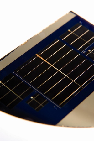 GaAs Solar Cell Achieves Record Conversion Efficiency